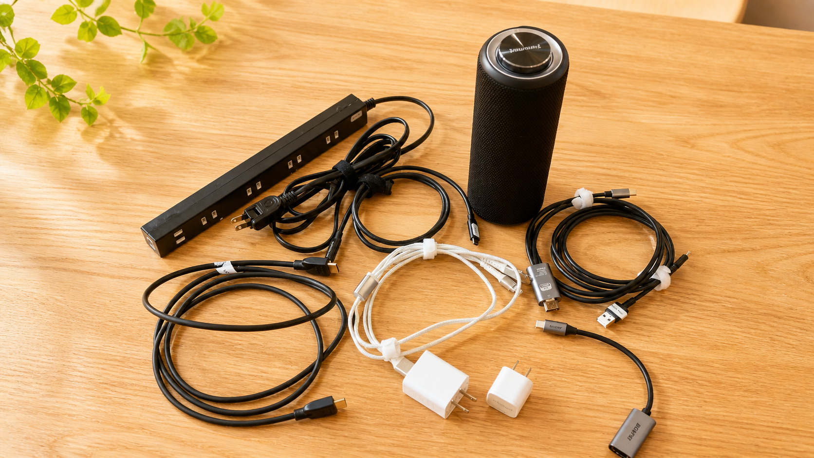 充電器・ケーブル類